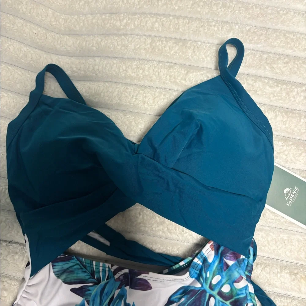 Elegant Teal and Leaf Print One Piece Swimsuit